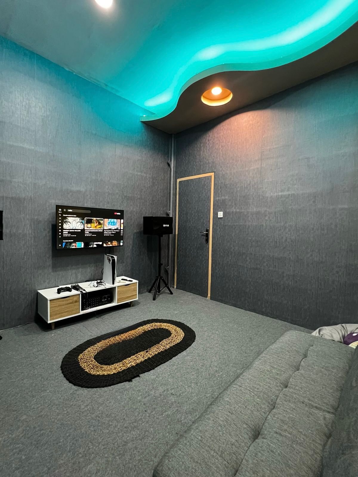 VVIP 1